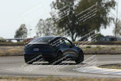 media/May-25-2025-Lotus Club Golden Gate (Sun) [[681474f0a2]]/Novice Group/Turn 3/